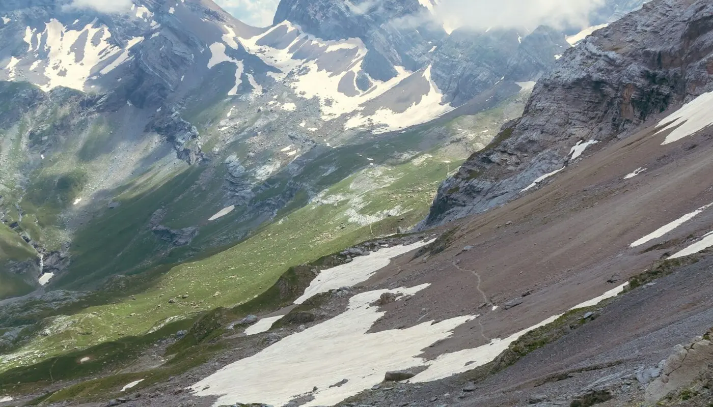 Faire de la randonnée dans les Pyrénées