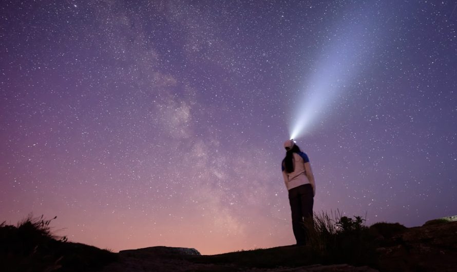 Randonnée nocturne en France : GR, sécurité et équipement